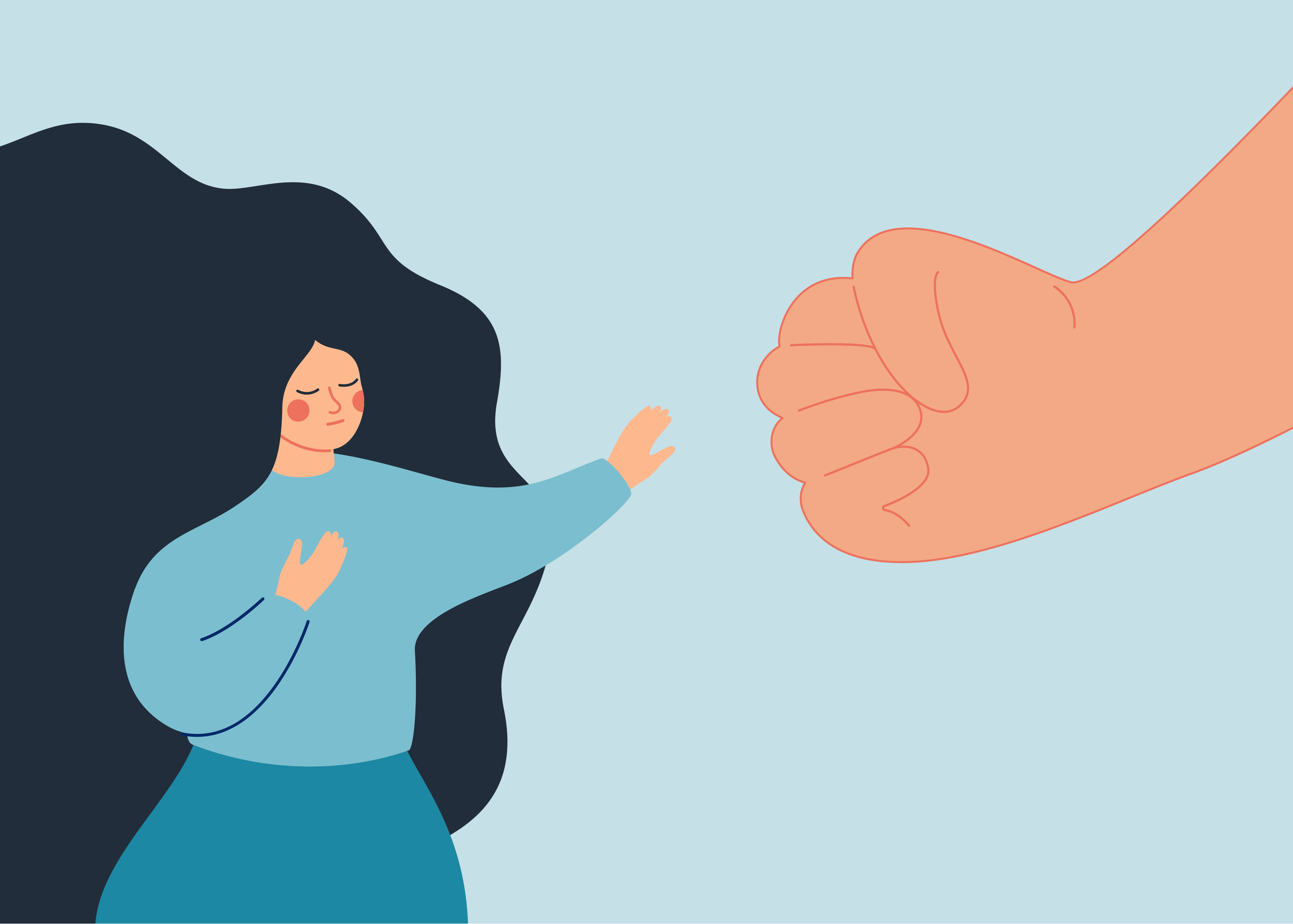 kobieta z wyciągniętą ręką przed siebie w kierunku zaciśniętej pięści