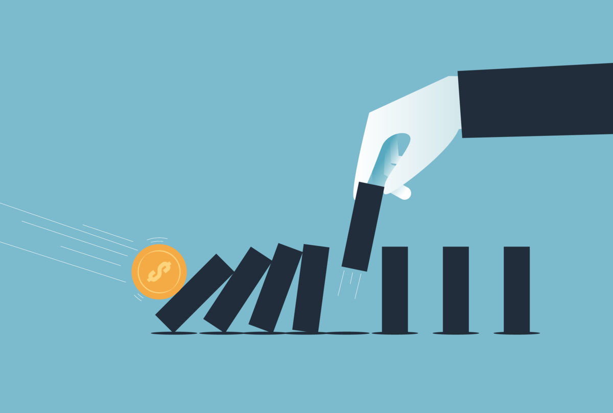 Na obrazku domino, przewracane przez monetę.